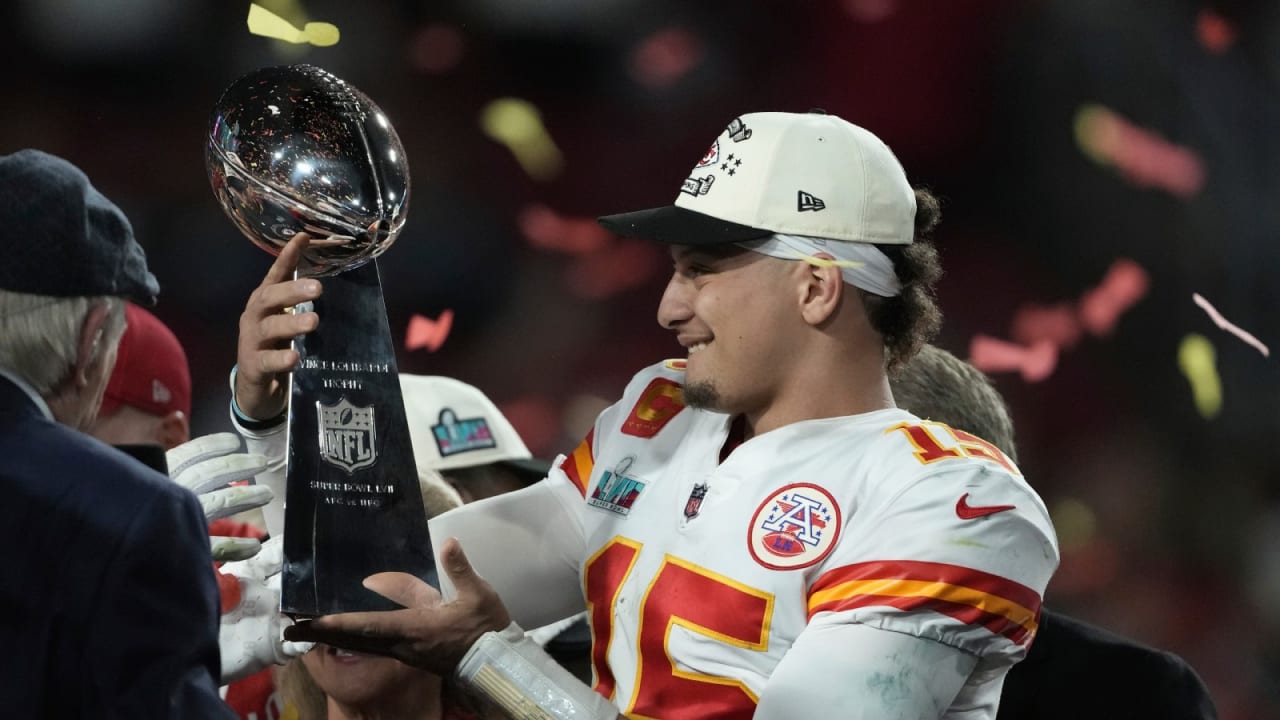 Super Bowl 2023: Where to buy NFL apparel to support Eagles, Chiefs