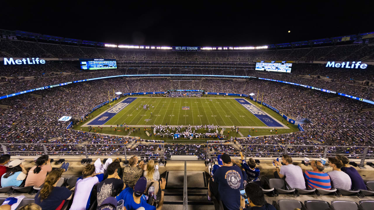 NY Giants photos vs. Baltimore Ravens at MetLife Stadium