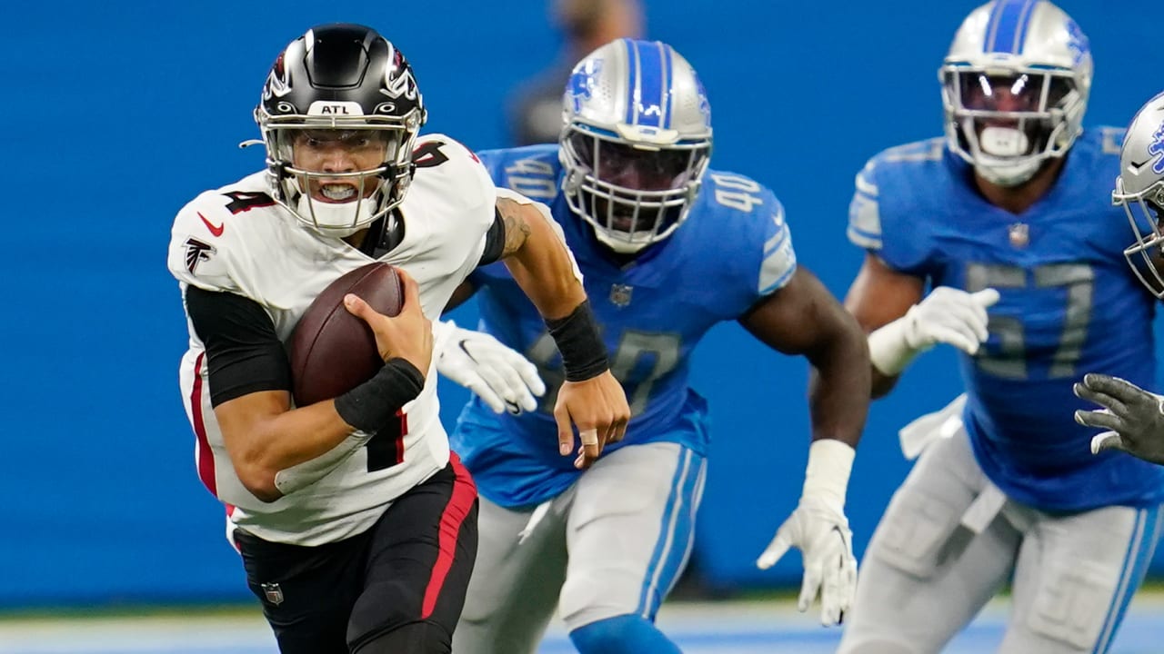 Atlanta Falcons rookie quarterback Desmond Ridder takes it himself on a ...