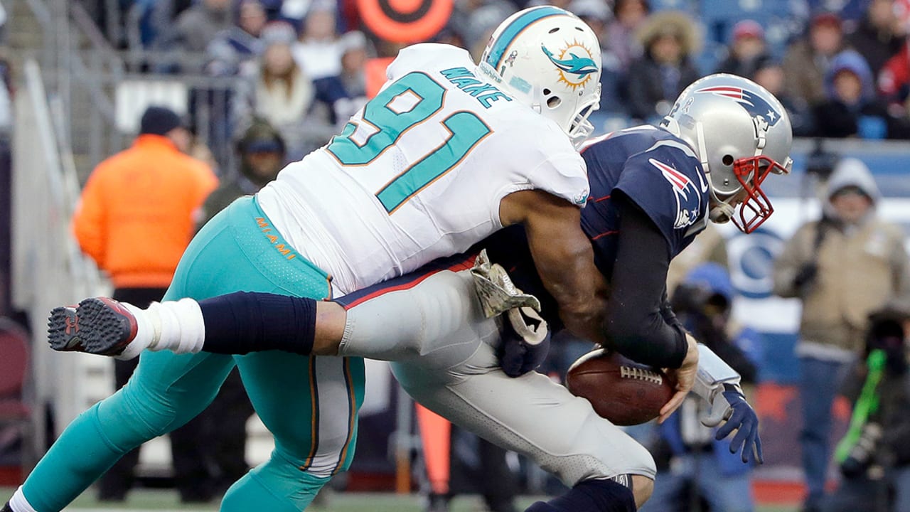 brady-171127-sl.jpg
