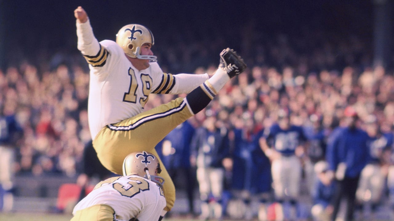 Legendary Saints kicker Tom Dempsey 