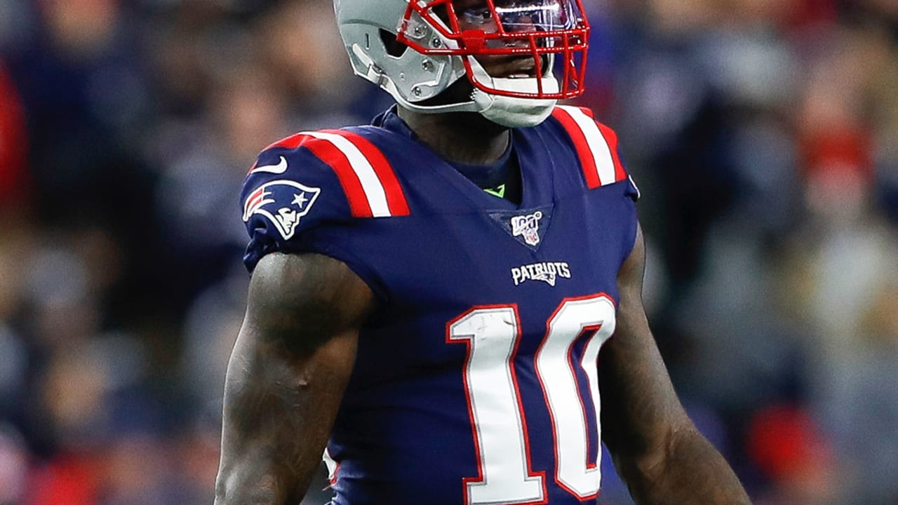 Seahawks claim Josh Gordon off waivers, giving Russell Wilson another  target in former Patriots receiver 