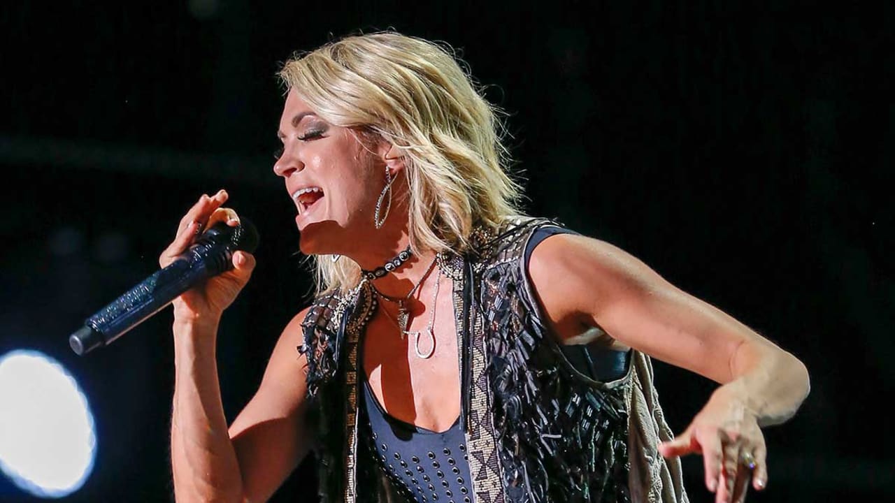 Watch a Sneak Preview of Carrie Underwood's New “Sunday Night Football”  Opening With Joan Jett