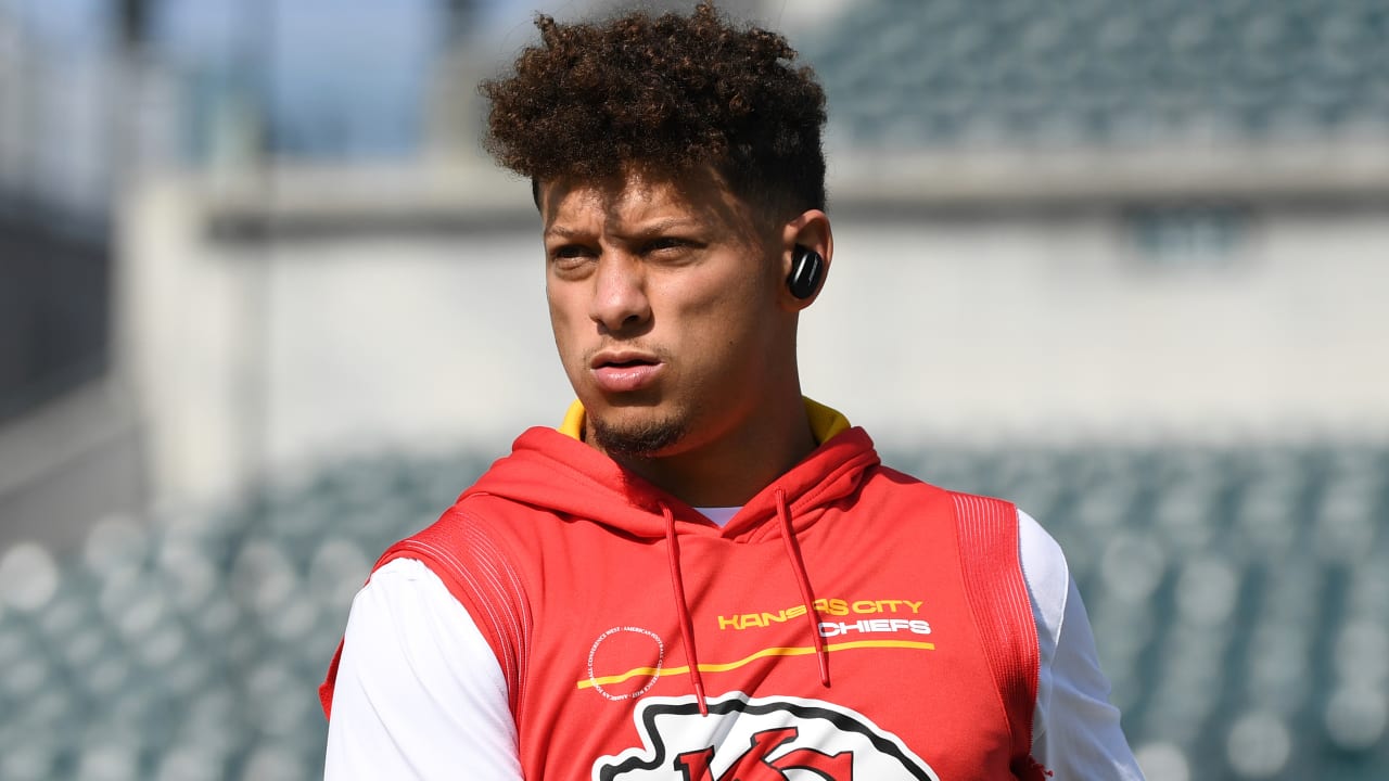 Patrick Mahomes Owes 5 Teammates a Huge Favor for Helping Him Inch