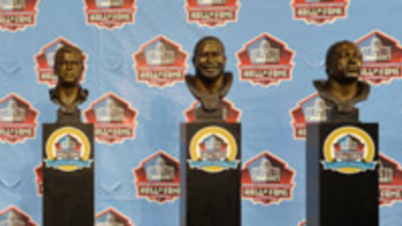 pro-football-hall-of-fame-140404-Sl.jpg