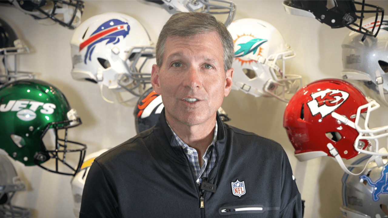 NFL Chief Medical Officer to Players Holidays Present COVID Risk; Stay