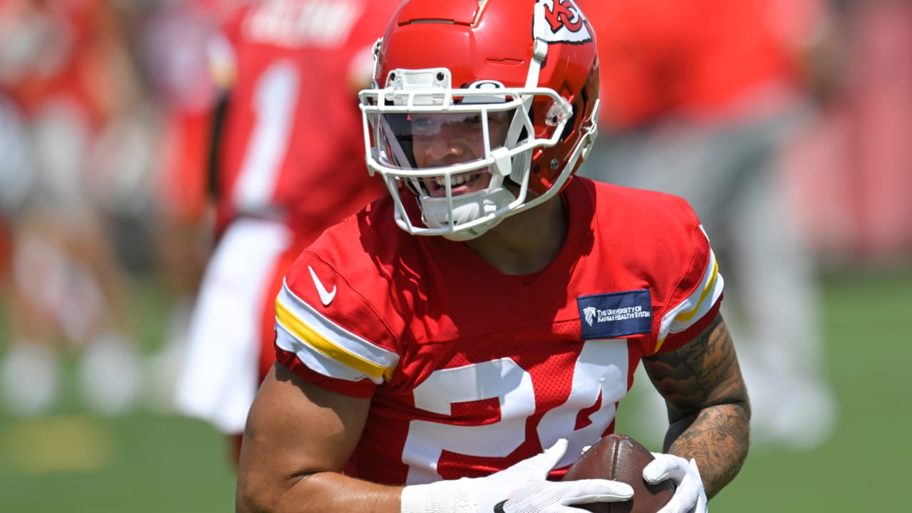 Kansas City Chiefs rookie wide receiver Skyy Moore lays out for a