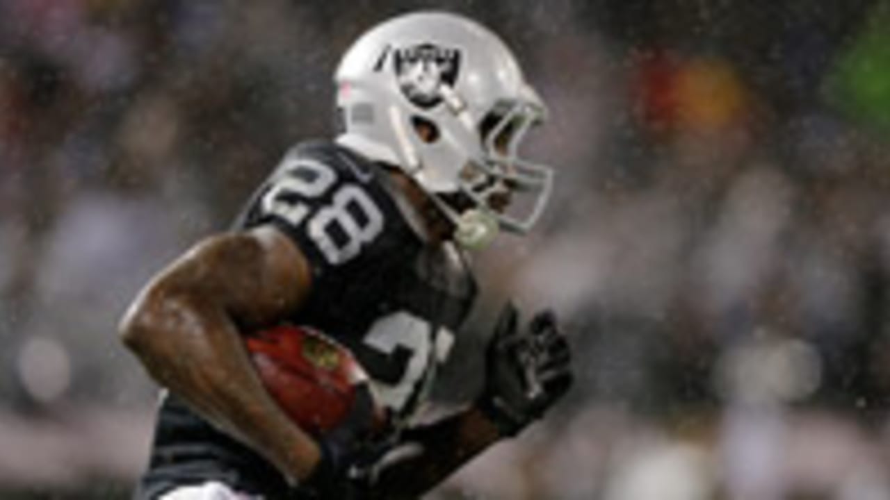 latavius murray-141204-spot.jpg