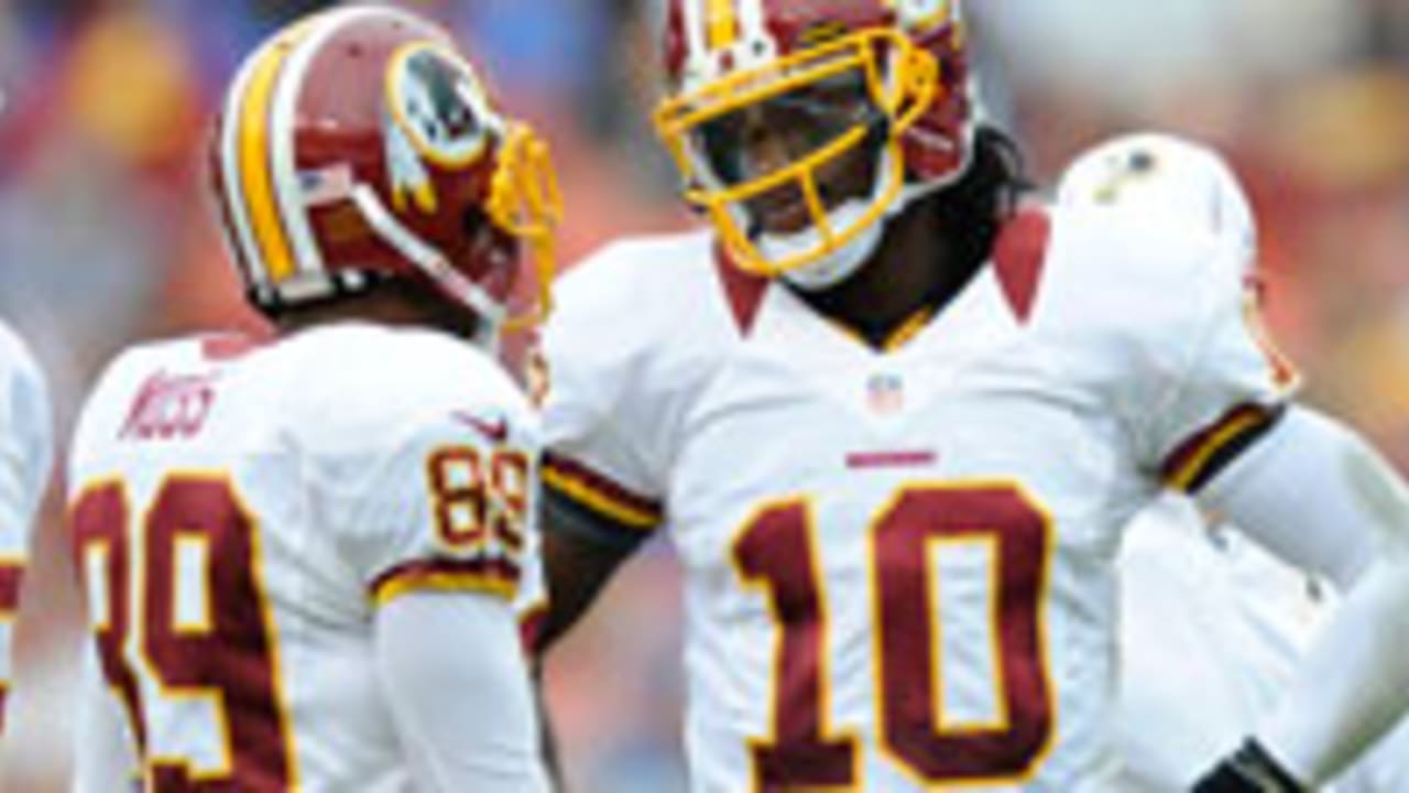 santana-moss-robert-griffin-121002-spot.jpg