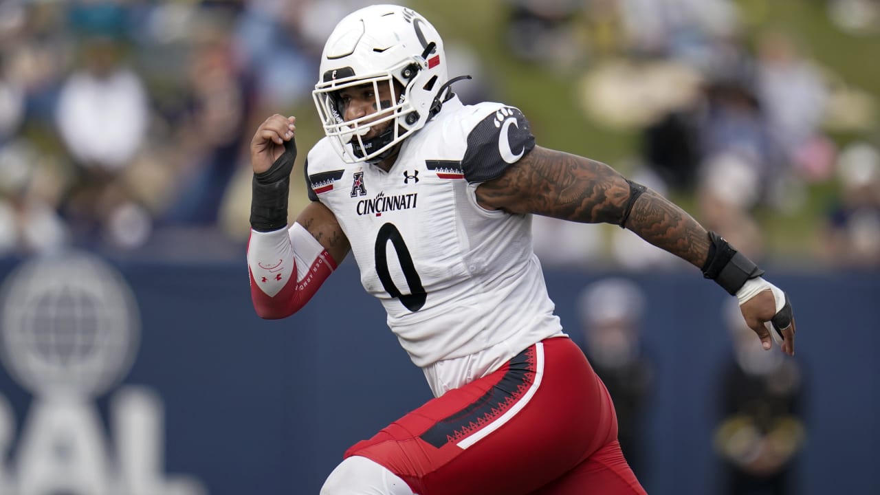 Ravens Draft Central: Darrian Beavers, LB, Cincinnati