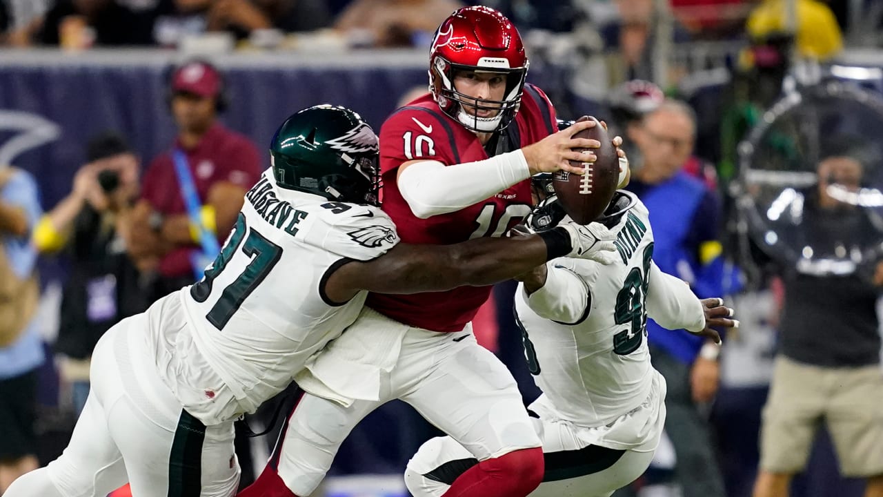 Philadelphia Eagles defensive tackle Javon Hargrave (97) in action against  the New York Giants during an NFL football game, Sunday, Jan. 8, 2023, in  Philadelphia. (AP Photo/Rich Schultz Stock Photo - Alamy