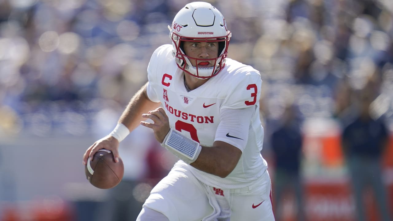 Arizona Cardinals select quarterback Clayton Tune with No. 139 pick in
