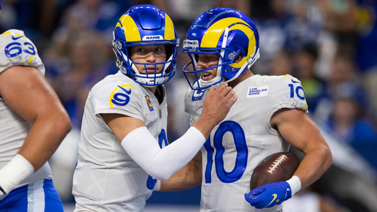 Holy Smokes Rams quarterback Kurt Warner is lighting up the NFL