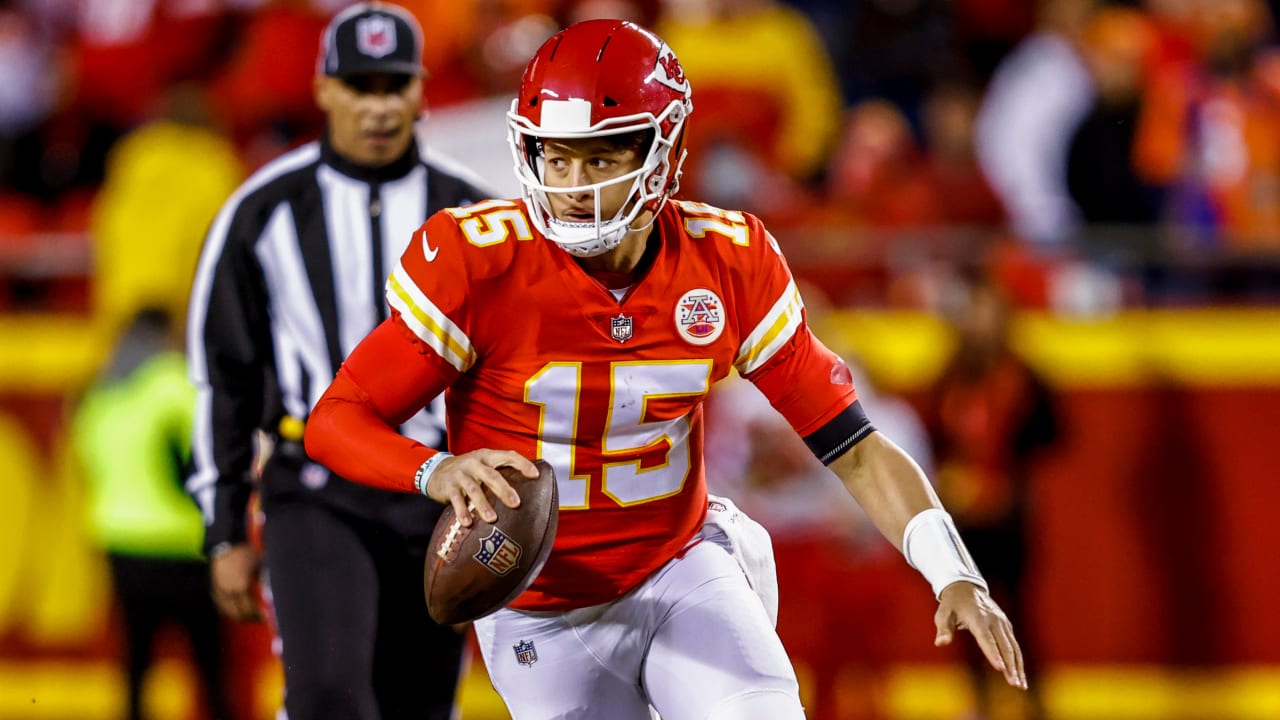 Kansas City Chiefs' fifth straight win preserves lead in jumbled AFC West  race