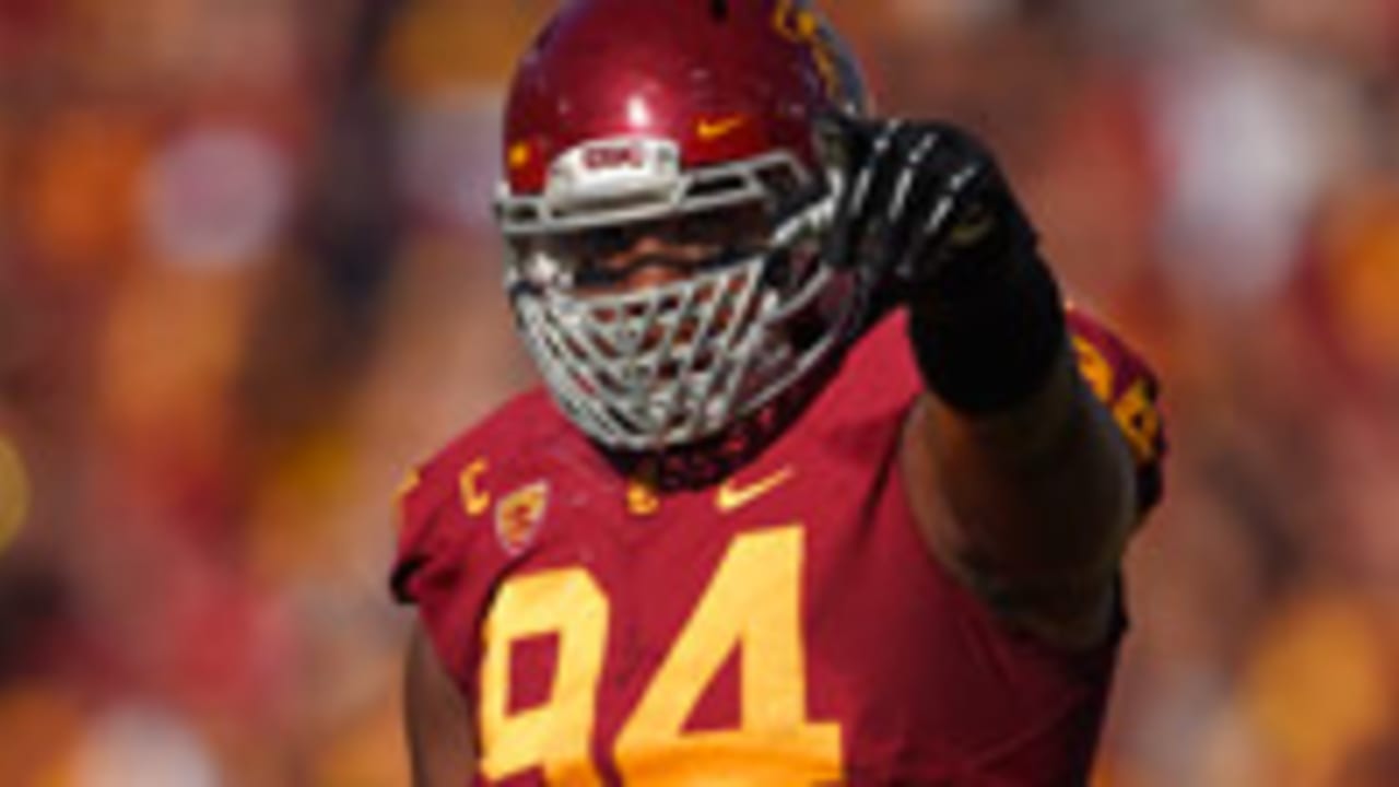Leonard Williams-140926-Spot.jpg