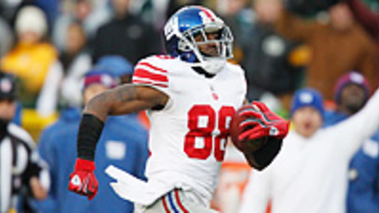 Hakeem-Nicks-120902-Spot.jpg