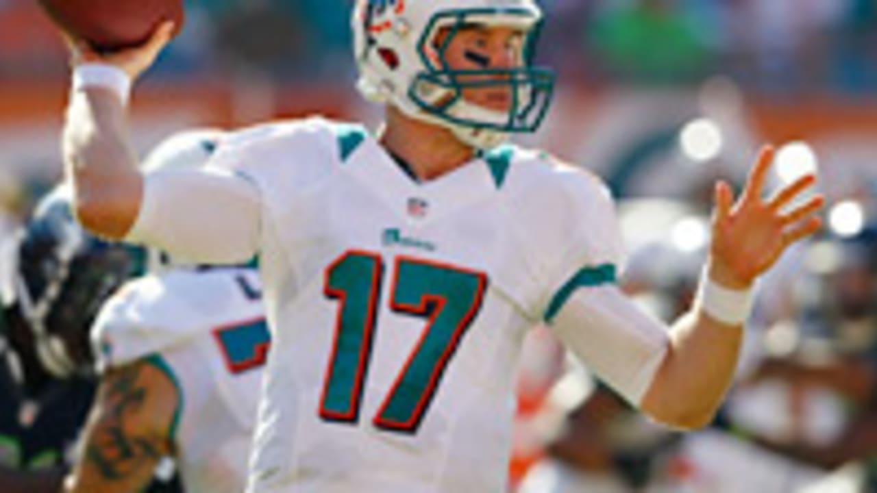 ryan-tannehill-121125-spot.jpg