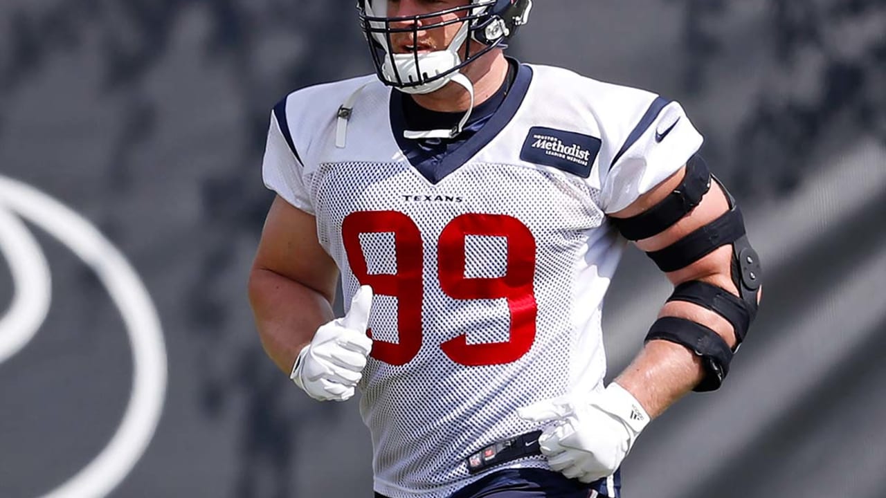 jj-watt-160819-SPOT.jpg
