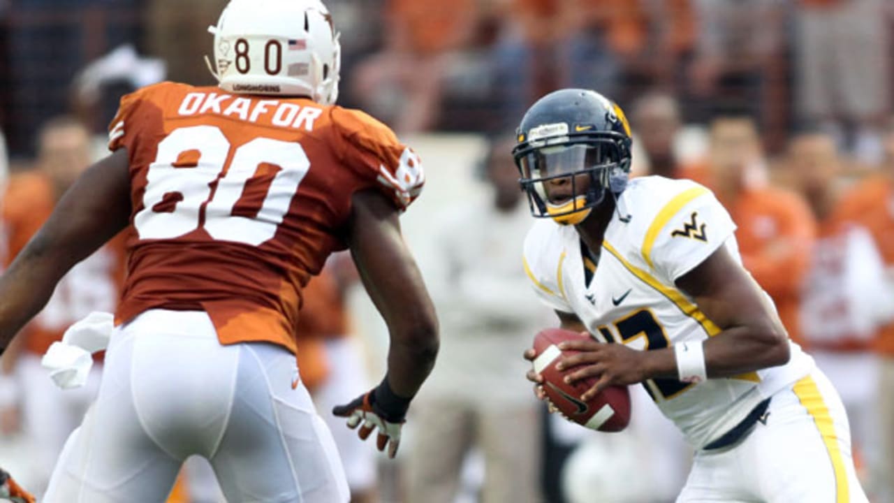 West Virginia's Geno Smith the favorite for Heisman Trophy - The