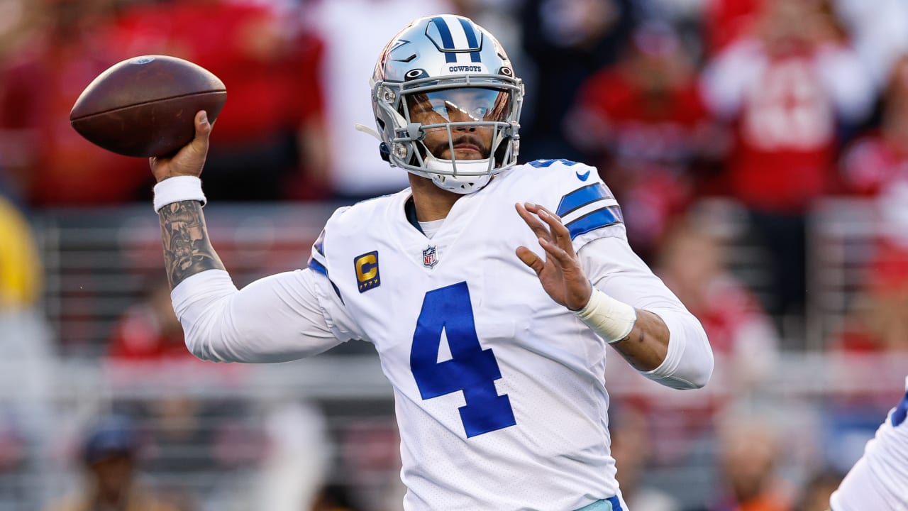 Dallas Cowboys quarterback Dak Prescott's 14-yard pass from left hash ...