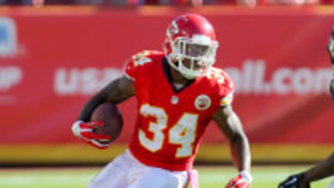 Charles runs for 226 yards as Chiefs fall to Colts, Chiefs