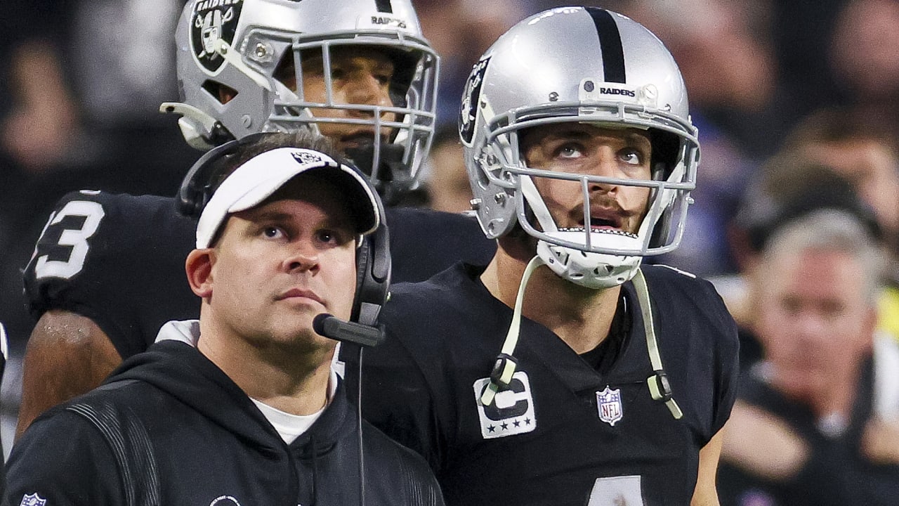 Raiders benching QB Derek Carr for final two games of 2022 season; Jarrett  Stidham named starter