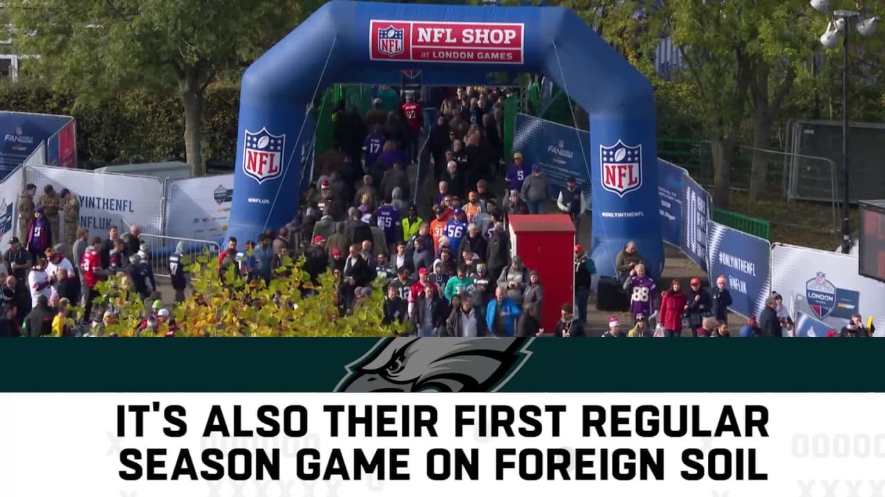 Women's Flag Football exhibition game held at halftime of Giants-Packers in  London