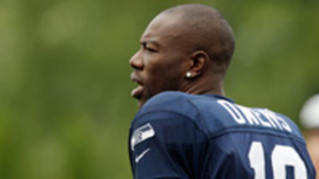 terrell-owens-121009-spot.jpg