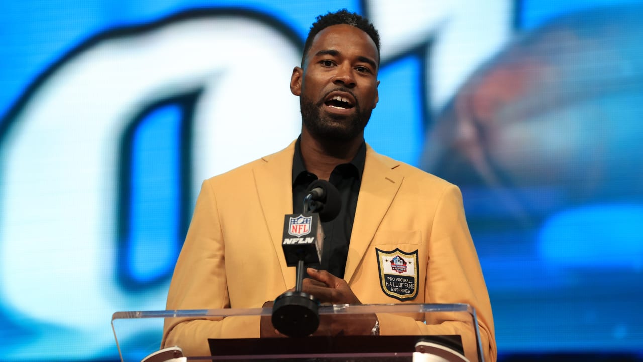 Former Lion Calvin Johnson makes it into Pro-Football Hall of Fame