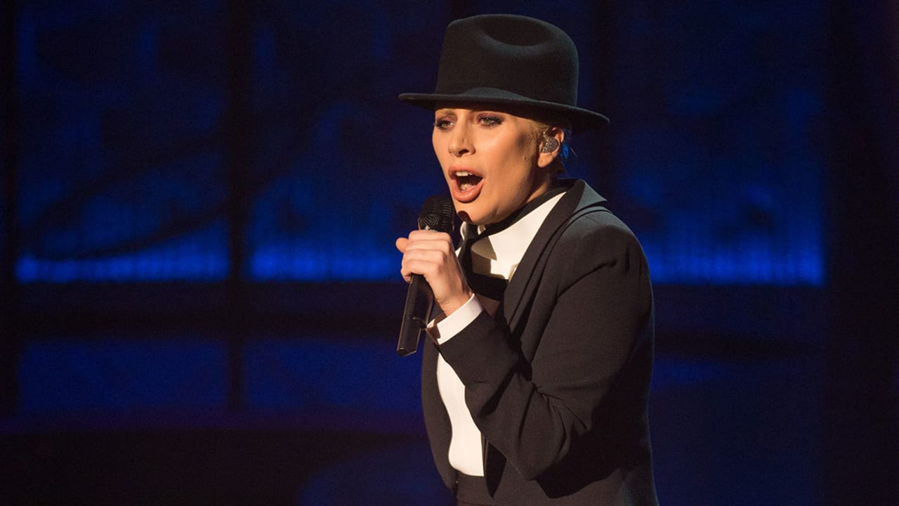 lady-gaga-160202-SL