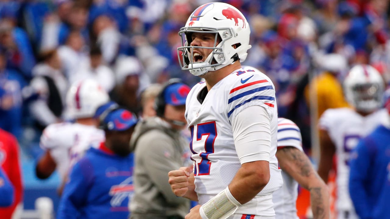 Best Buffalo Bills quarterback Josh Allen plays vs. Dolphins | Week 8