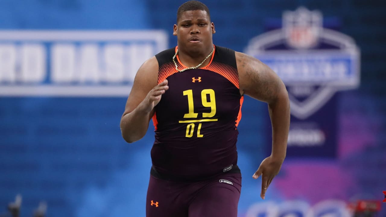 Fastest Defensive Linemen 40-Yard Dash Times in NFL Combine History