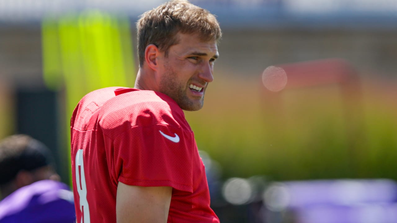 Las Vegas, Nevada, USA. 3rd Feb, 2022. Minnesota Vikings quarterback Kirk  Cousins (8) during the NFC