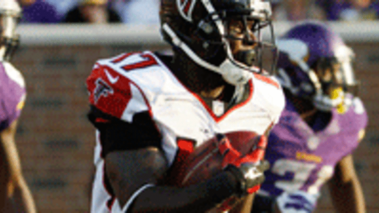 devin-hester-spot_141009.jpg