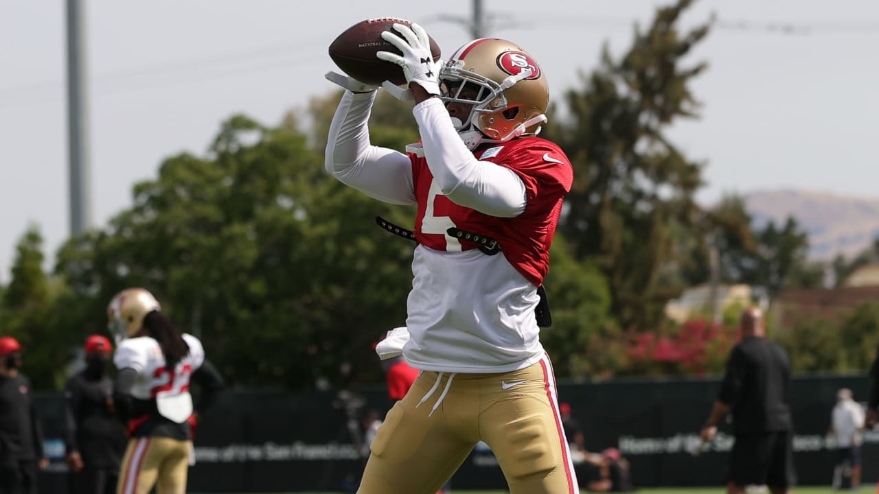 49ers place WR Tavon Austin on injured reserve