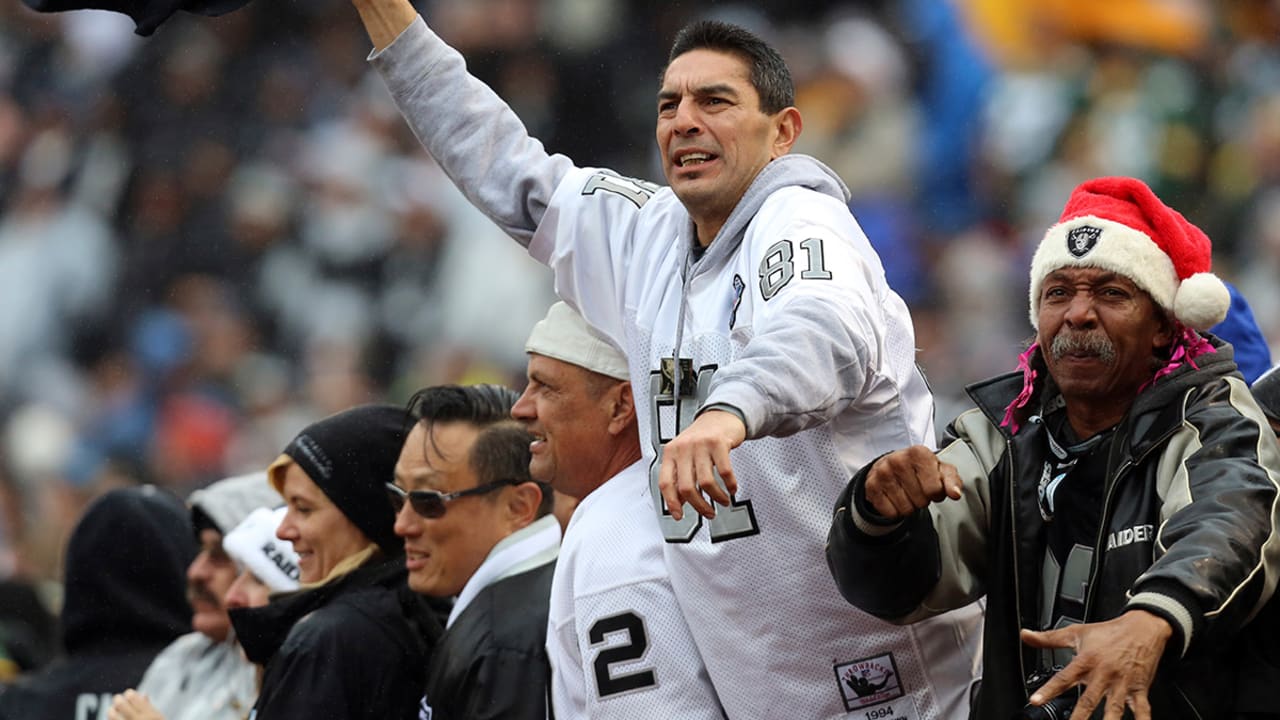Raiders-160211-Spot.jpg
