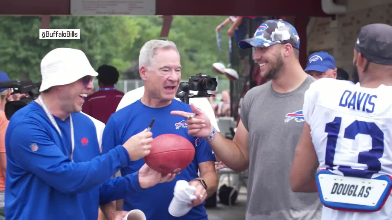 Josh Allen, Bills bamboozled by funny Case Keenum fake fan prank