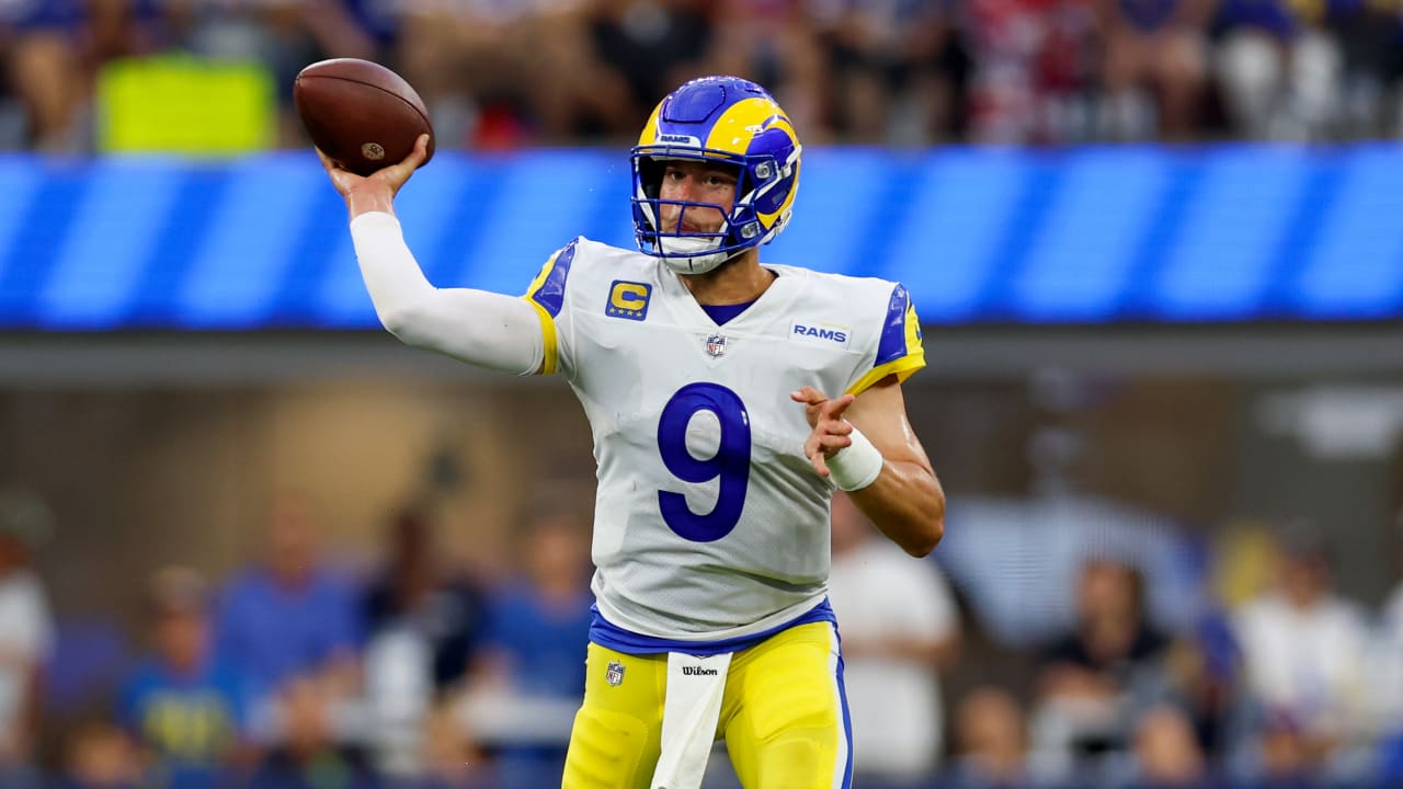 Houston, Texas, USA. October 31. QB Matthew Stafford #9 of the Los Angeles  Rams in action vs the Houston Texans at NRG Stadium in Houston Texas. The  Rams lead at the half