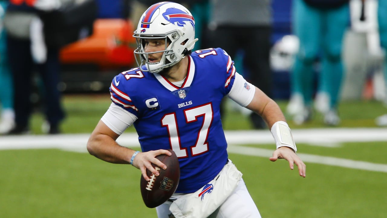 Camp Highlight: Josh Allen Connects With Gabe Davis For A Touchdown!