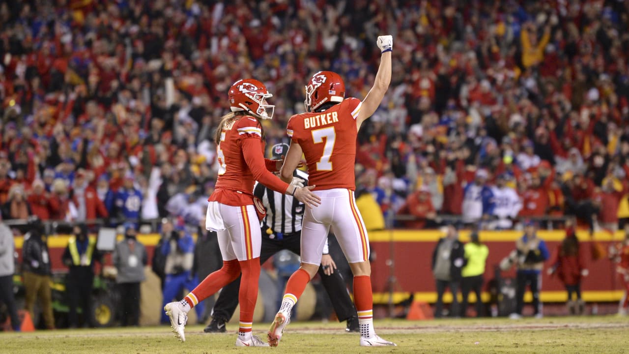 All Glory to God': Chiefs' Butker Makes Game-Winning Kick in the