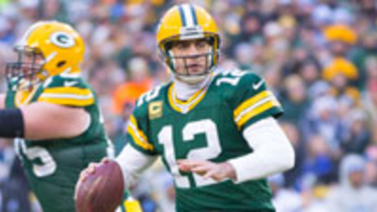 aaron-rodgers-122814-spot.jpg