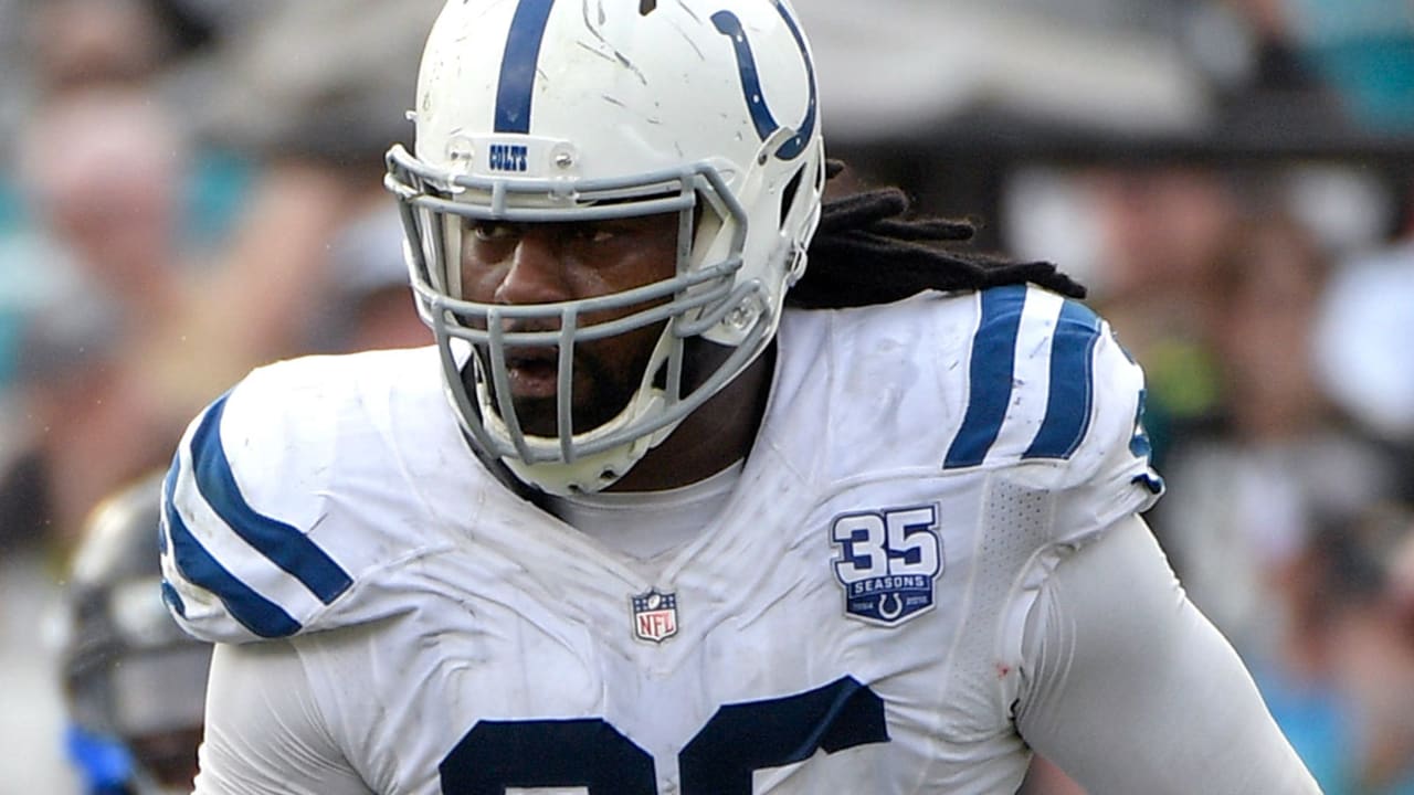 Roundup: Colts' Denico Autry fined $13K for sack dance