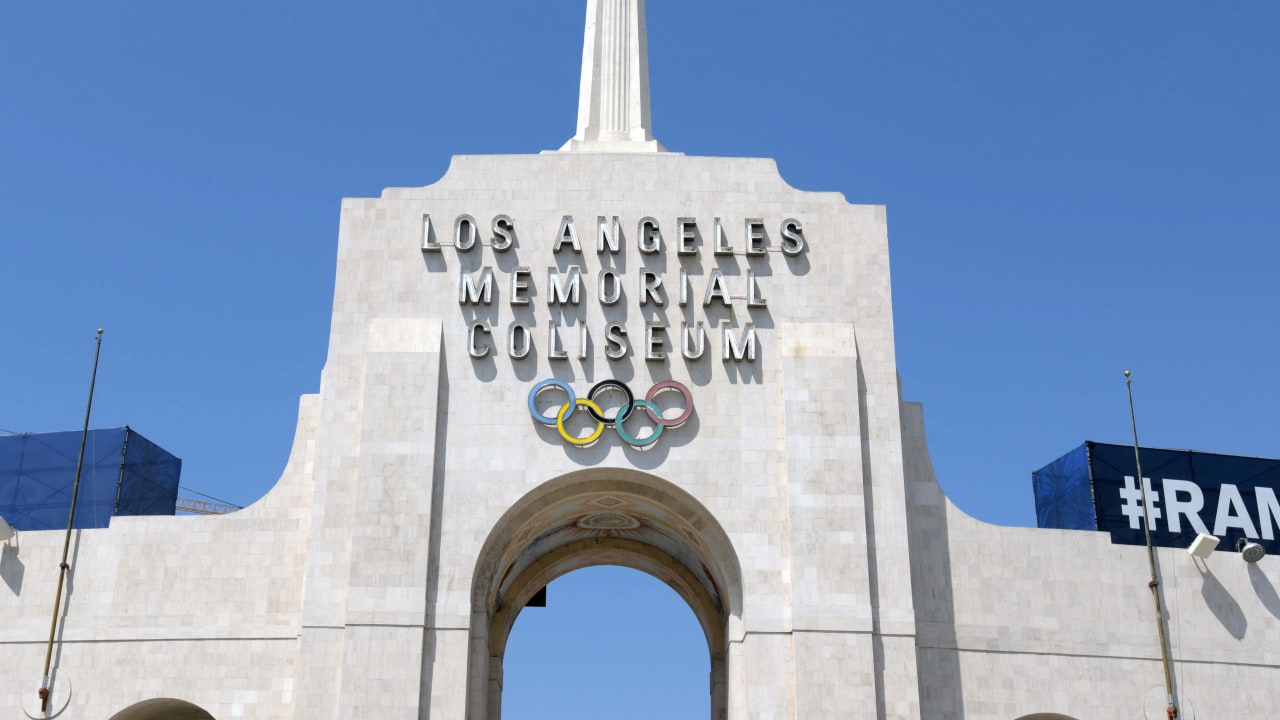 Los Angeles, USA. 18 August 2018. Oakland Raiders during the NFL Oakland Raiders  vs Los Angeles Rams at the Los Angeles Memorial Coliseum in Los Angeles, Ca  on August 18, 2018. Jevone