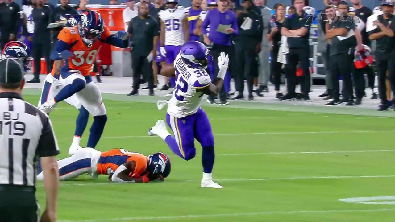 Vikings rookie running back Ty Chandler puts on a show in