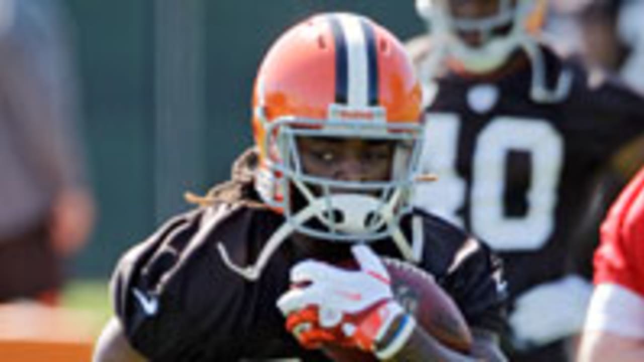 Browns RB Trent Richardson to see knee specialist