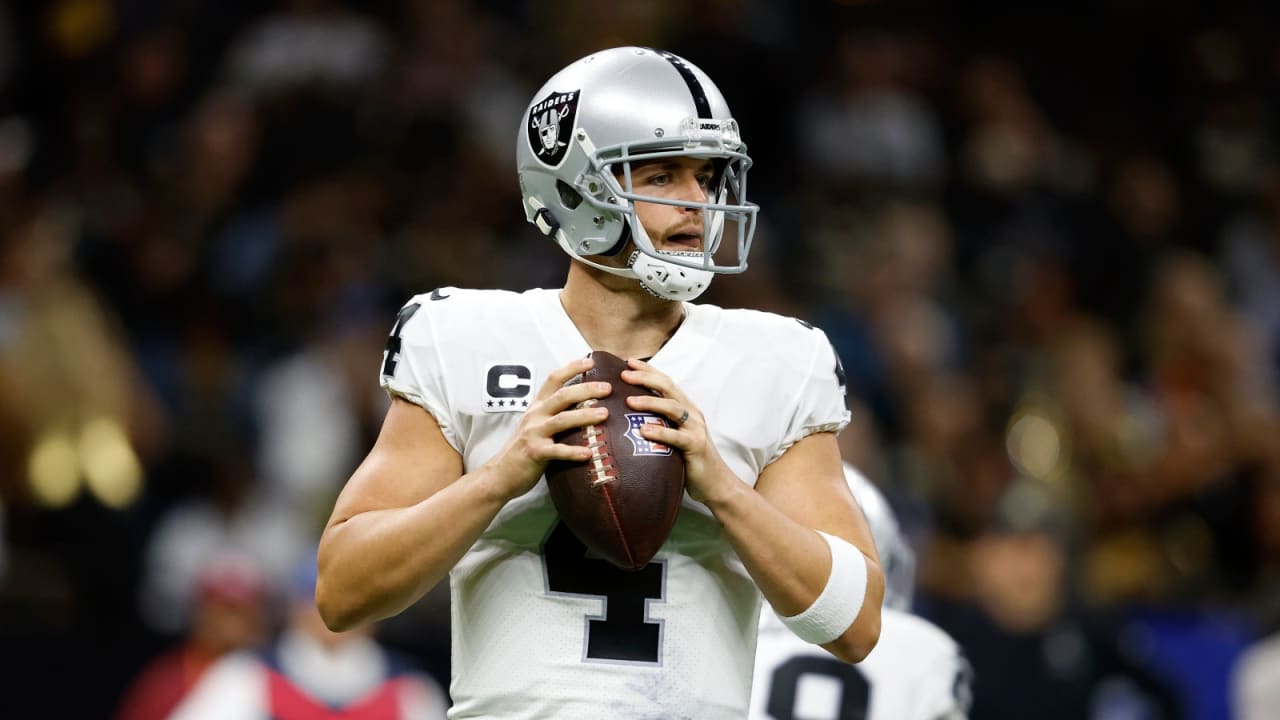 Raiders QB Derek Carr reportedly scheduled to visit Saints on