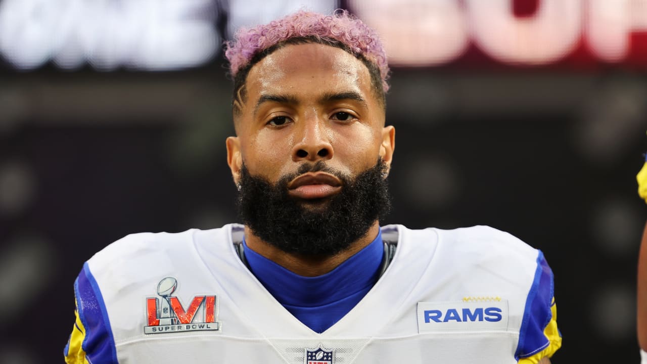 Rams WR Odell Beckham suffers knee injury in second quarter of Super