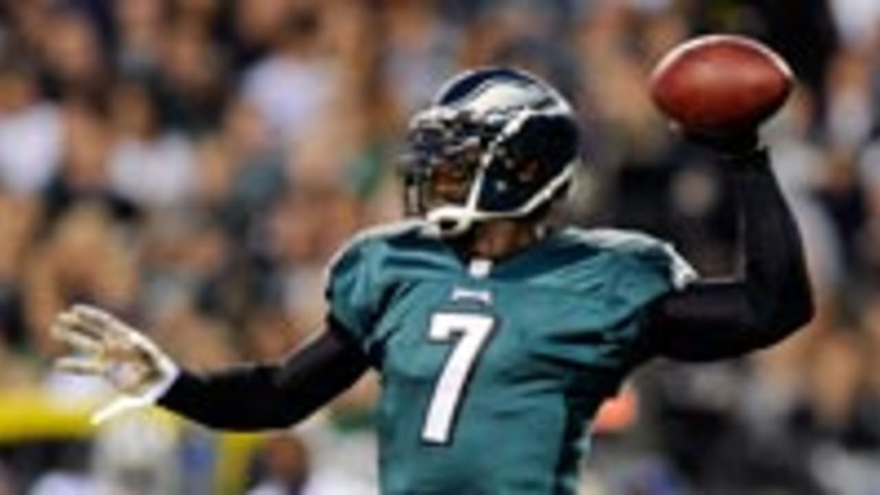 Michael-Vick-121111-Spot.jpg