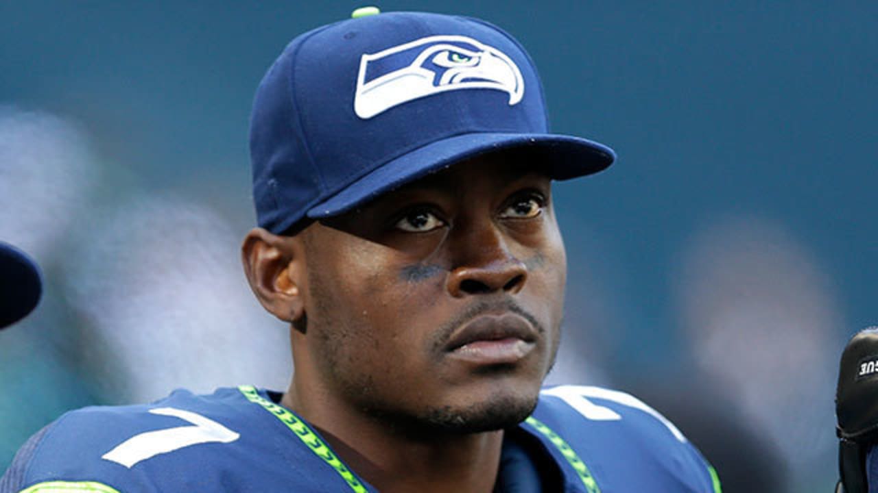 Former NFL QB Tarvaris Jackson killed in car accident at age 36