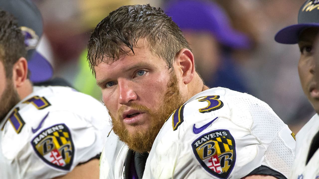 Ravens' Brent Urban Offers Fans Jersey Swap After Changing Numbers